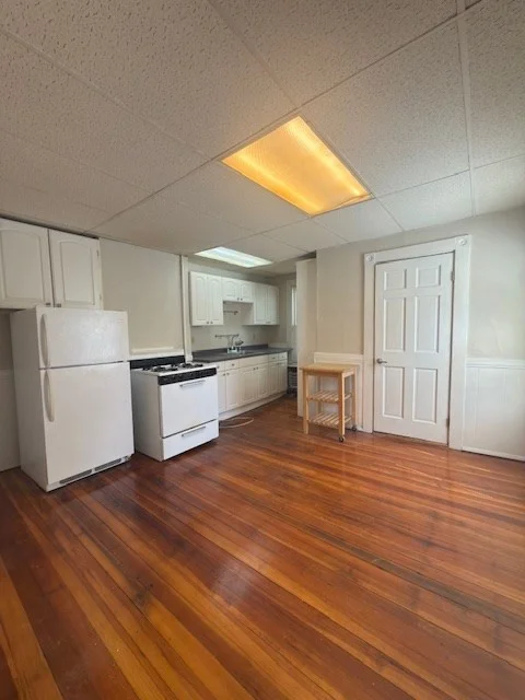 1 bed, 1 bath apartment for rent at 135-137 Lynde St Unit 1, Melrose — photo 2 of 10