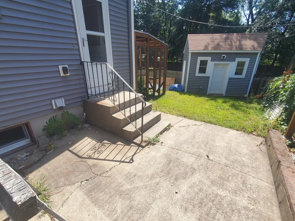 2 bed, 1 bath apartment for rent at 135 Ashcroft Unit 1, Dedham — photo 25 of 29