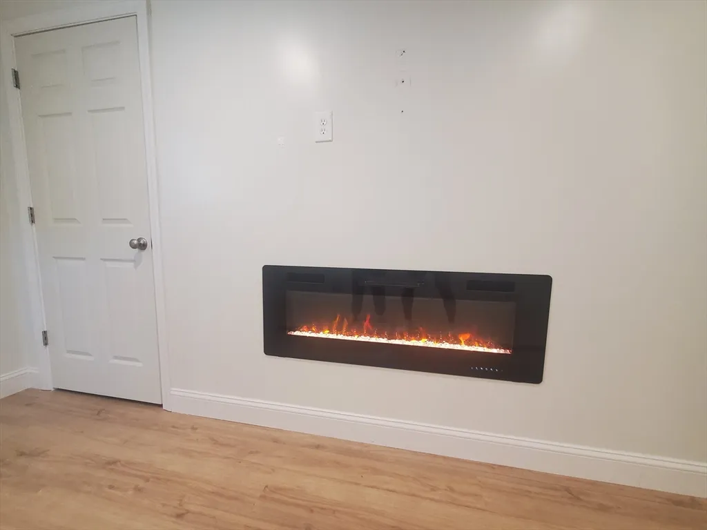2 bed, 1 bath apartment for rent at 135 Ashcroft Unit 1, Dedham — photo 13 of 29