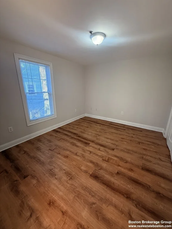 3 bed, 2 bath apartment for rent at 135 Calumet St Unit 2, Mission Hill — photo 4 of 9