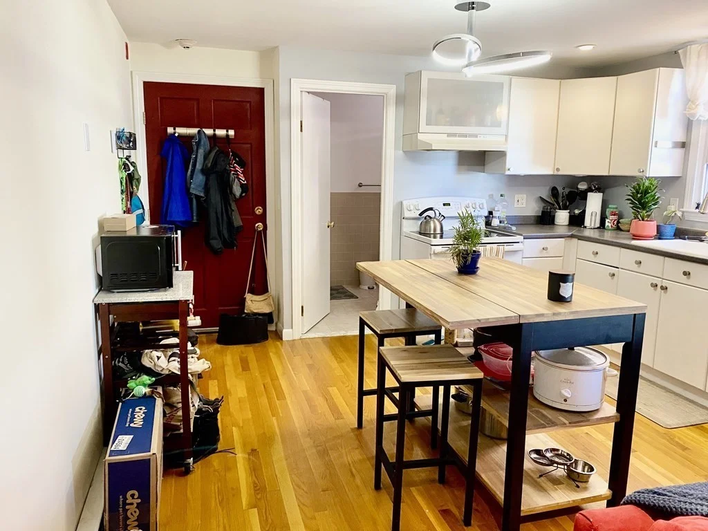 1 bed, 1 bath apartment for rent at 135 Central St Unit 3, Winter Hill — photo 2 of 21