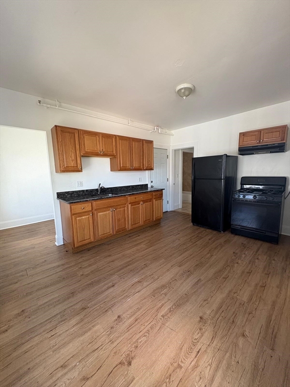 2 bed, 1 bath apartment for rent at 135 Chestnut St Unit 8, Lynn