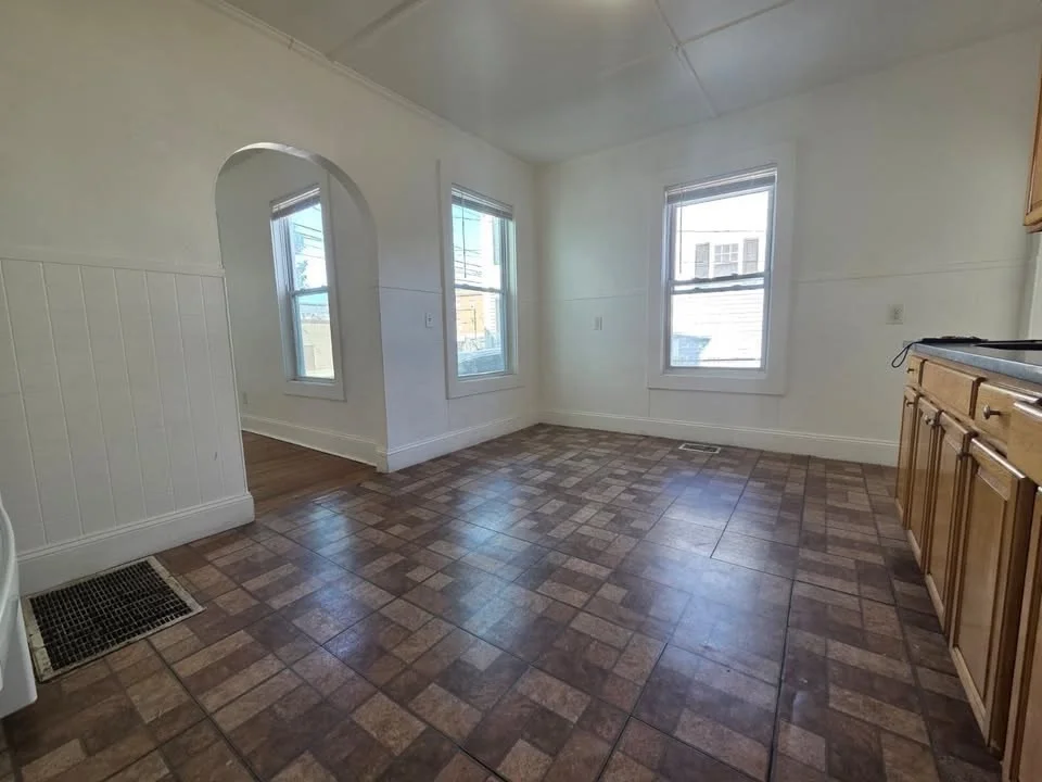 2 bed, 1 bath apartment for rent at 135 Chestnut St Unit 1, Lynn — photo 3 of 14