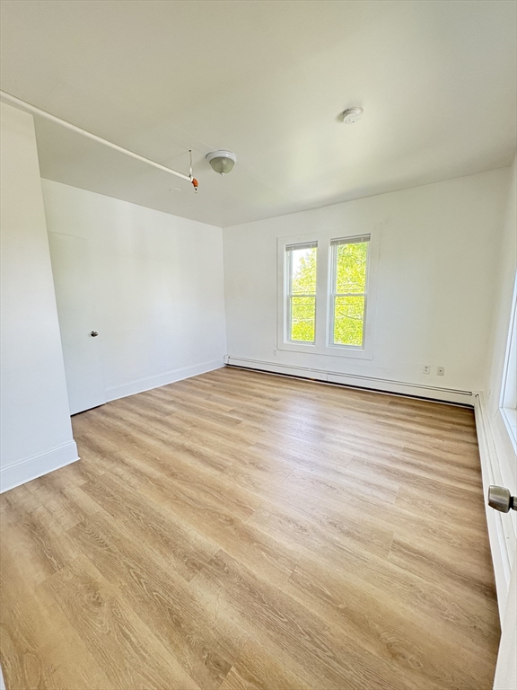 2 bed, 1 bath apartment for rent at 135 Chestnut St Unit 3, Lynn