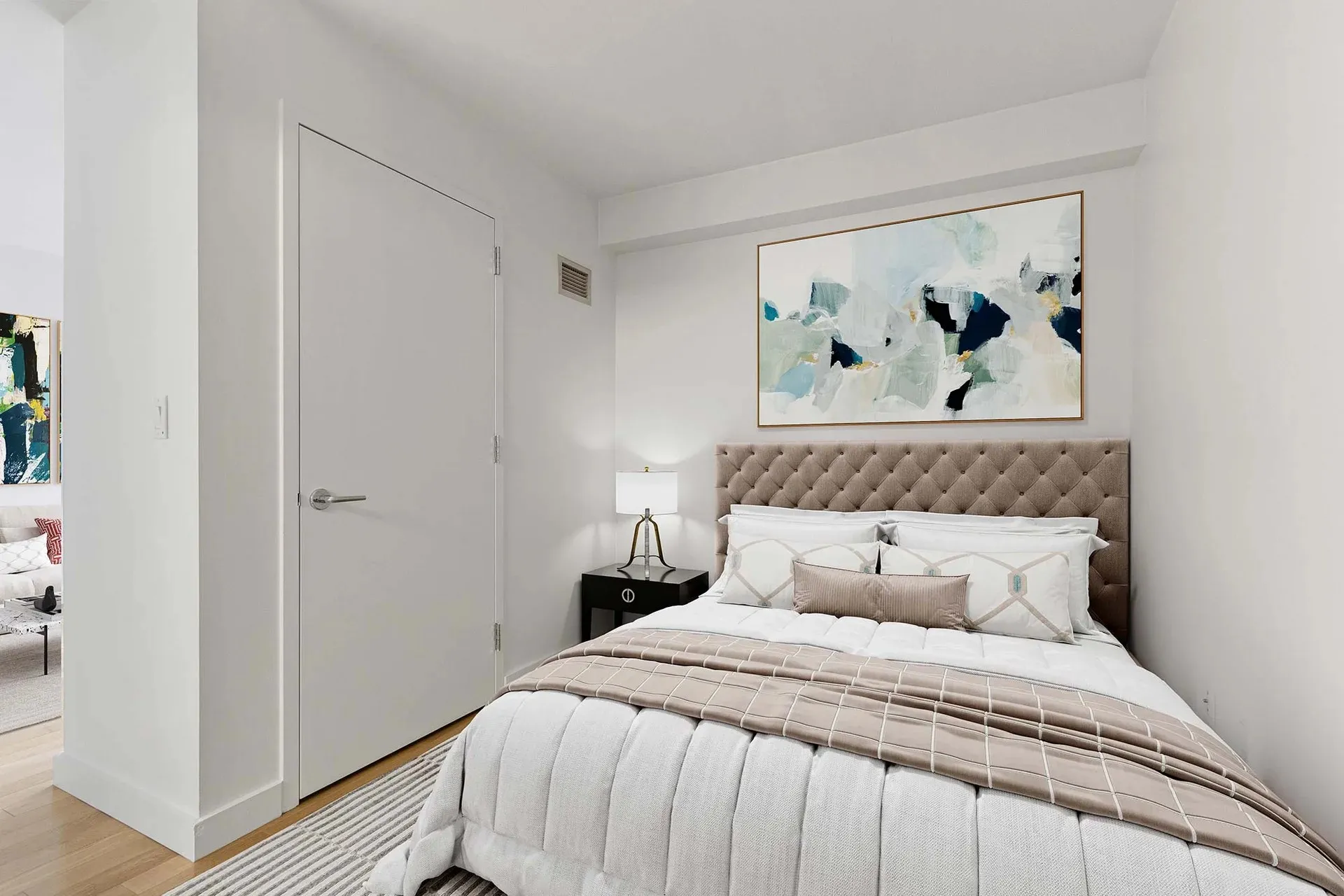 Studio bed, 1 bath apartment for rent at 135 Clarendon St Unit 5Q, Back Bay — photo 7 of 17