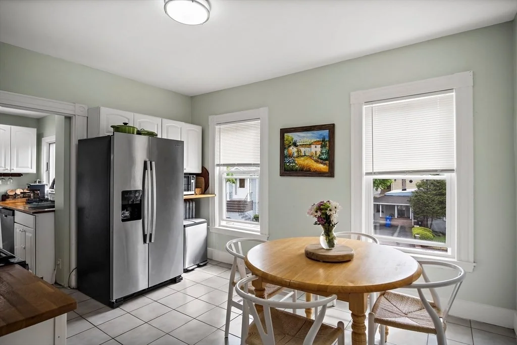 4 bed, 1 bath apartment for rent at 135 Clifton St Unit 3, Malden — photo 5 of 16