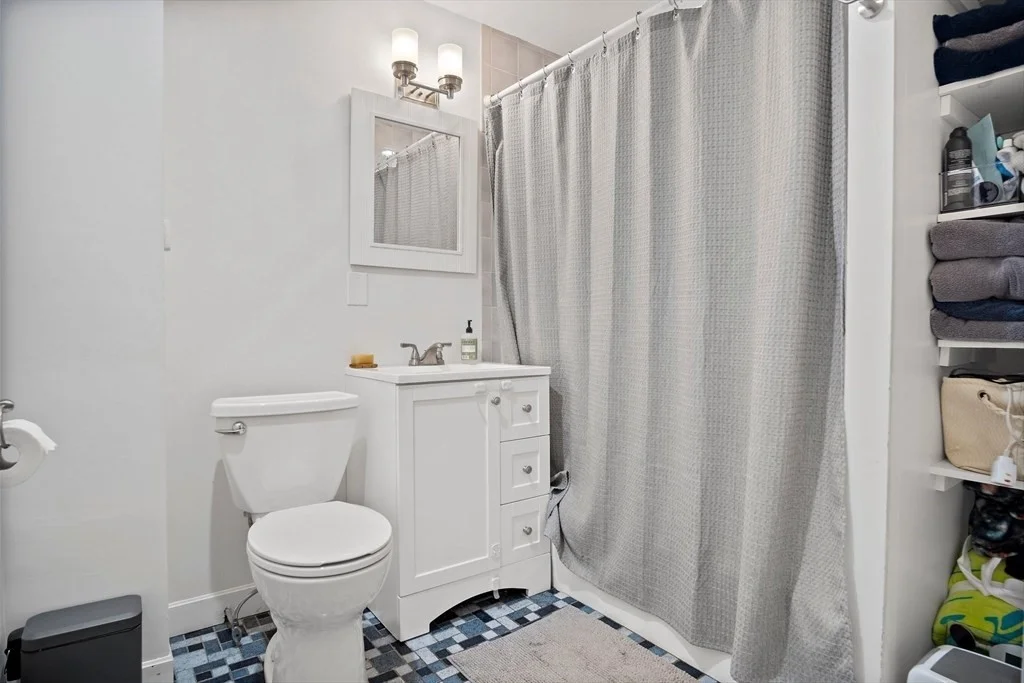 4 bed, 1 bath apartment for rent at 135 Clifton St Unit 3, Malden — photo 7 of 16