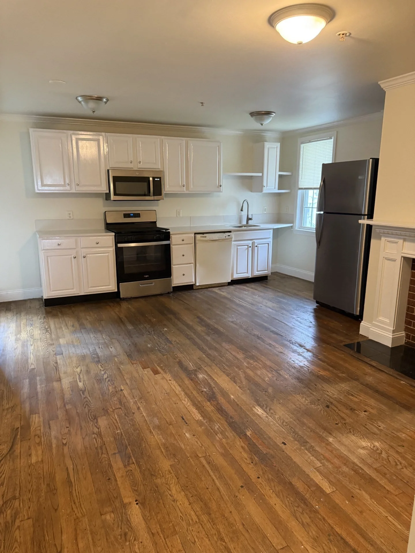 2 bed, 1 bath apartment for rent at 135 Commercial St Unit 0, Braintree — photo 1 of 10
