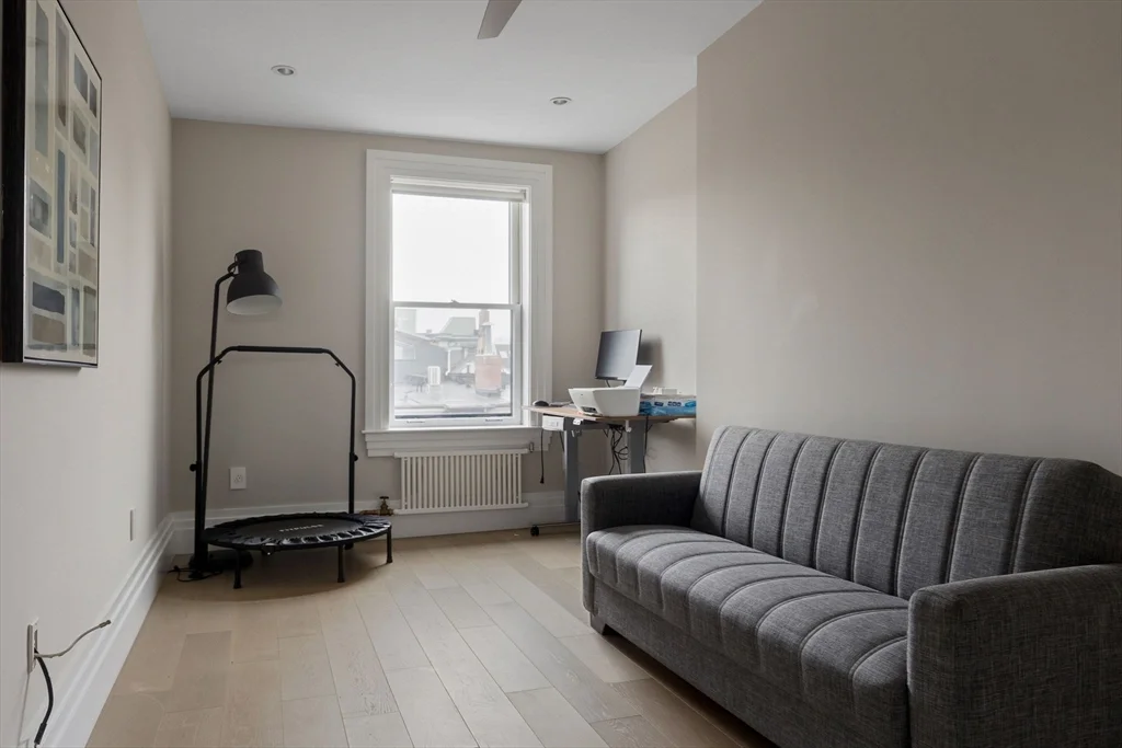 4 bed, 3 bath apartment for rent at 135 Commonwealth Ave Unit PH7/8, Back Bay — photo 22 of 36
