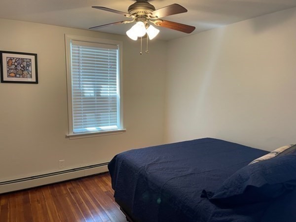 3 bed, 1 bath apartment for rent at 135 Darrow St, Quincy — photo 11 of 13
