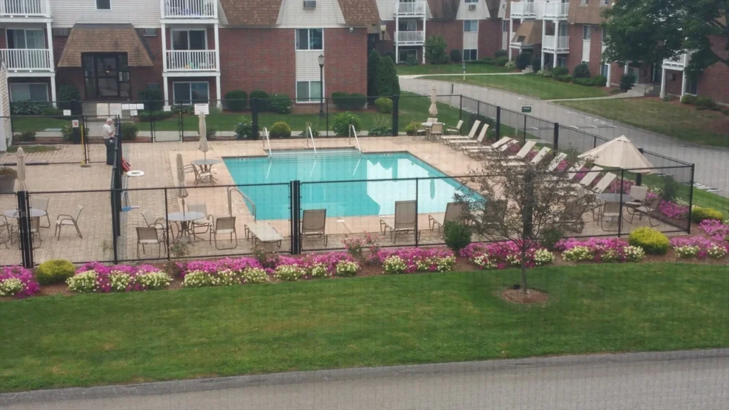 1 bed, 1 bath apartment for rent at 135 East Main St Unit F-8, Westborough — photo 1 of 12