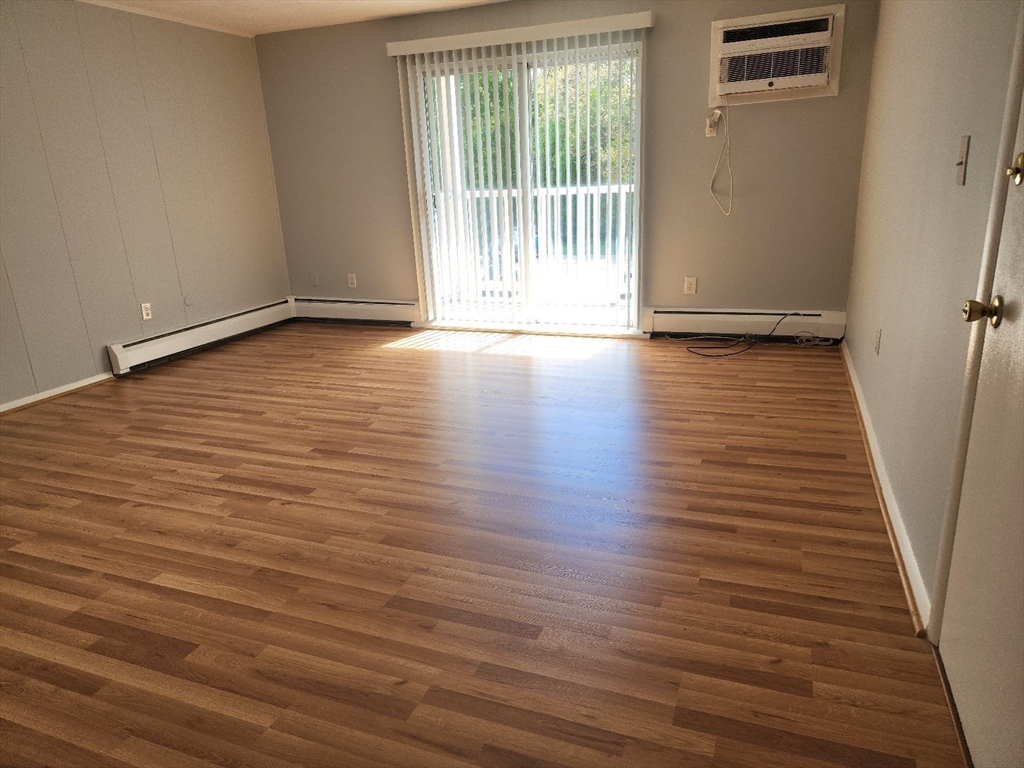 1 bed, 1 bath apartment for rent at 135 East Main St Unit K-6, Westborough — photo 3 of 14