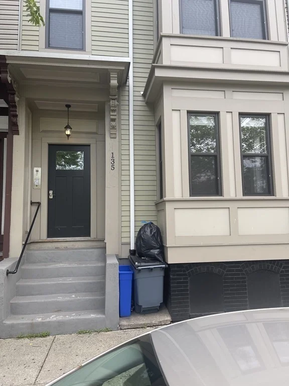 1 bed, 1 bath apartment for rent at 135 Havre St Unit 1, East Boston — photo 1 of 10