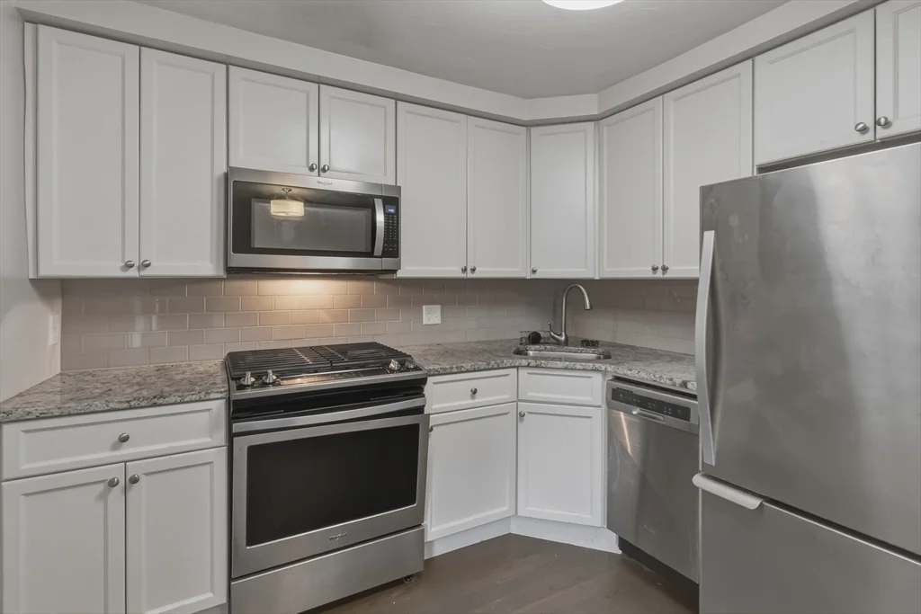 1 bed, 1 bath apartment for rent at 135 Havre Unit 3, East Boston — photo 4 of 18