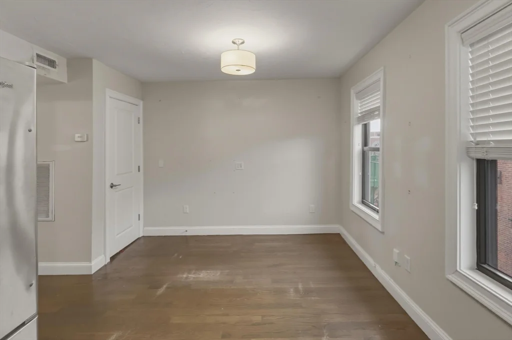 1 bed, 1 bath apartment for rent at 135 Havre Unit 3, East Boston — photo 6 of 18