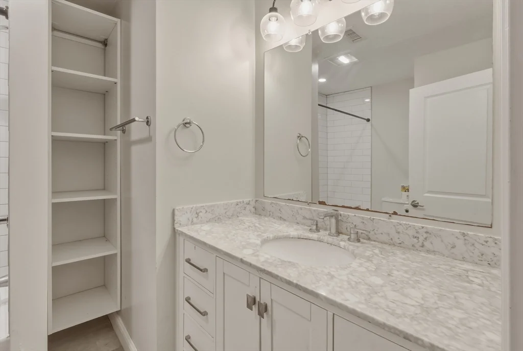 1 bed, 1 bath apartment for rent at 135 Havre Unit 3, East Boston — photo 10 of 18