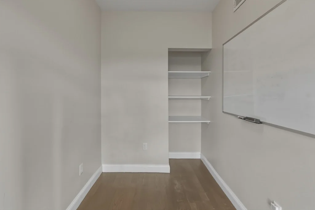 1 bed, 1 bath apartment for rent at 135 Havre Unit 3, East Boston — photo 15 of 18