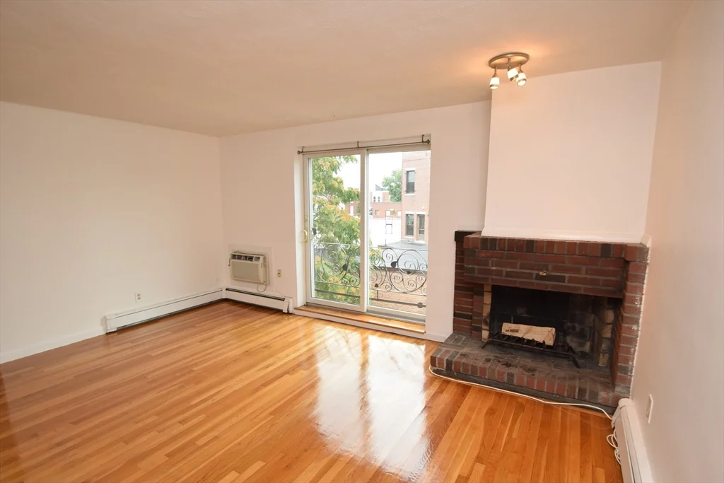 2 bed, 1 bath apartment for rent at 135 Inman St Unit 12, Inman Square — photo 5 of 18