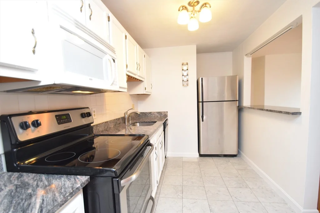 2 bed, 1 bath apartment for rent at 135 Inman St Unit 12, Inman Square — photo 3 of 18