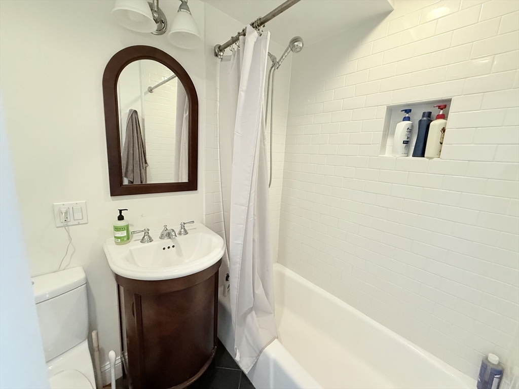 1 bed, 1 bath apartment for rent at 135 Inman St Unit 8, Inman Square — photo 9 of 12