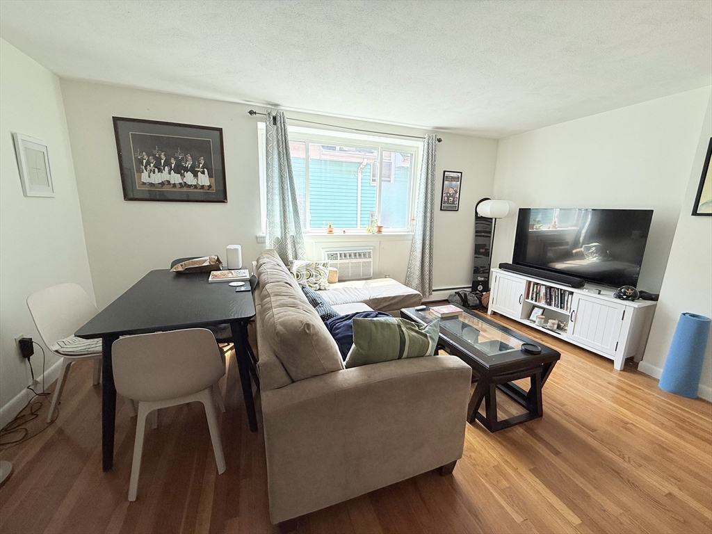 1 bed, 1 bath apartment for rent at 135 Inman St Unit 8, Inman Square — photo 4 of 12