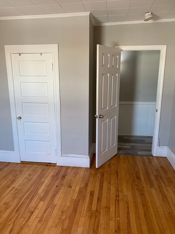 4 bed, 1 bath apartment for rent at 135 Lafayette Sq Unit 3L, Haverhill — photo 7 of 14