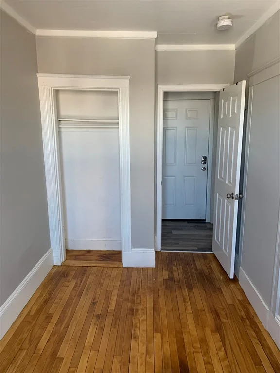 4 bed, 1 bath apartment for rent at 135 Lafayette Sq Unit 3L, Haverhill — photo 10 of 14