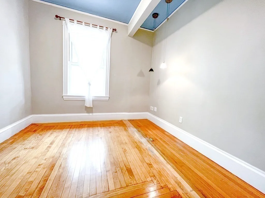4 bed, 2 bath apartment for rent at 135 Lincoln St Unit 2, Newton — photo 22 of 27