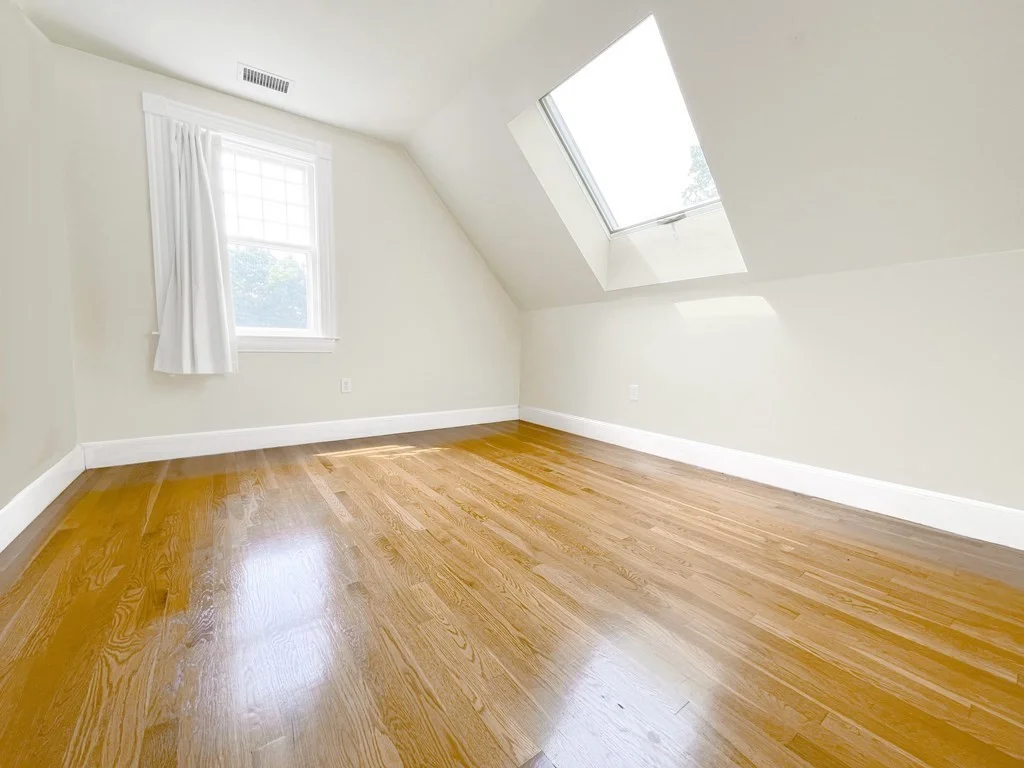 4 bed, 2 bath apartment for rent at 135 Lincoln St Unit 2, Newton — photo 23 of 27