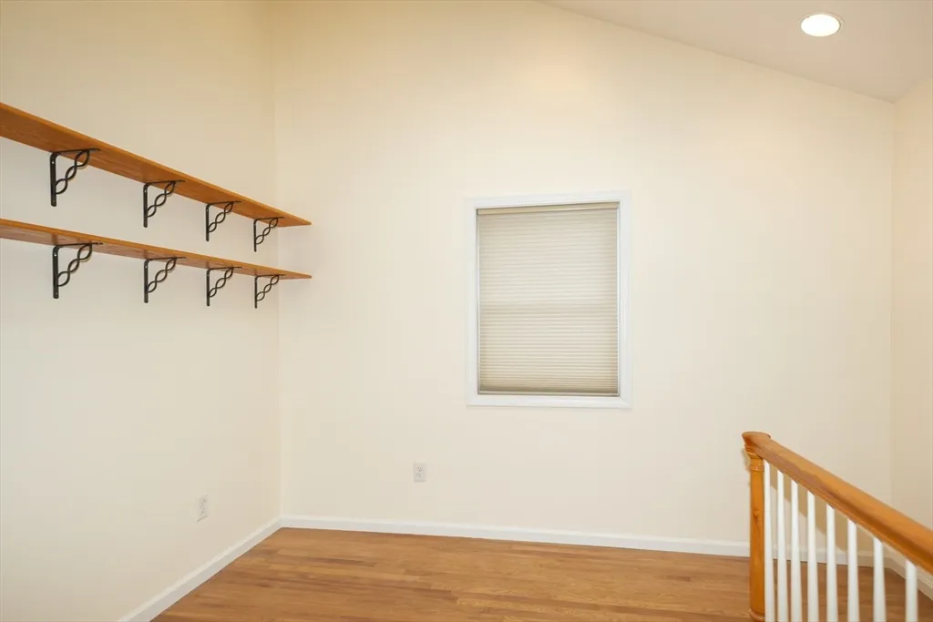 4 bed, 2 bath apartment for rent at 135 Maple St, Lexington — photo 16 of 22
