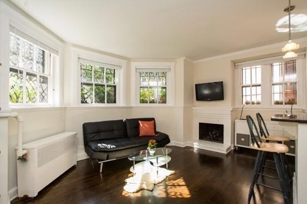 Studio bed, 1 bath apartment for rent at 135 Marlborough St Unit 1, Back Bay