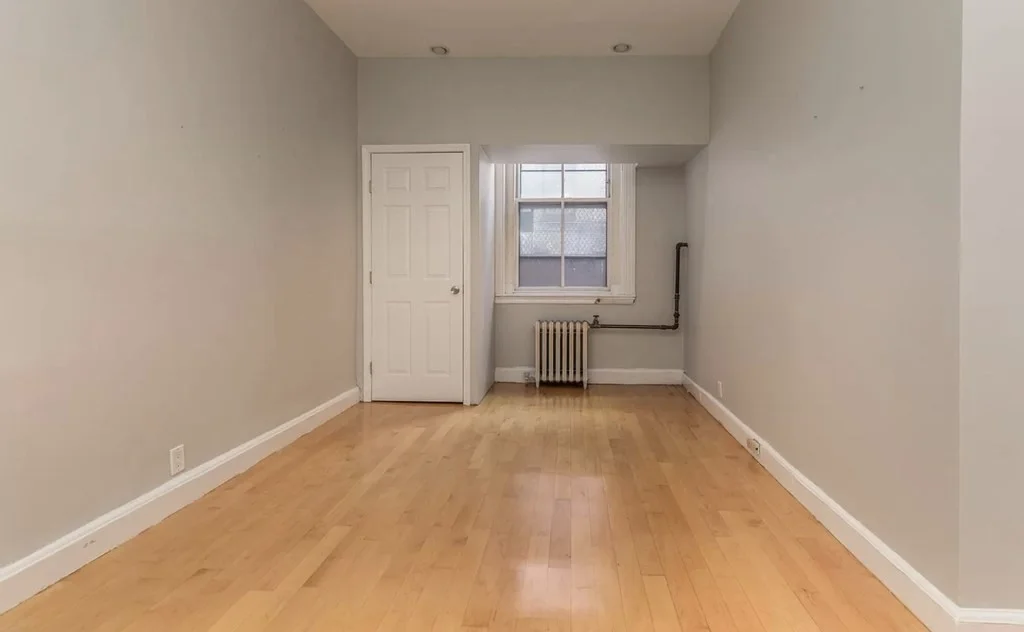 1 bed, 1 bath apartment for rent at 135 Marlborough St Unit 2, Back Bay — photo 8 of 9