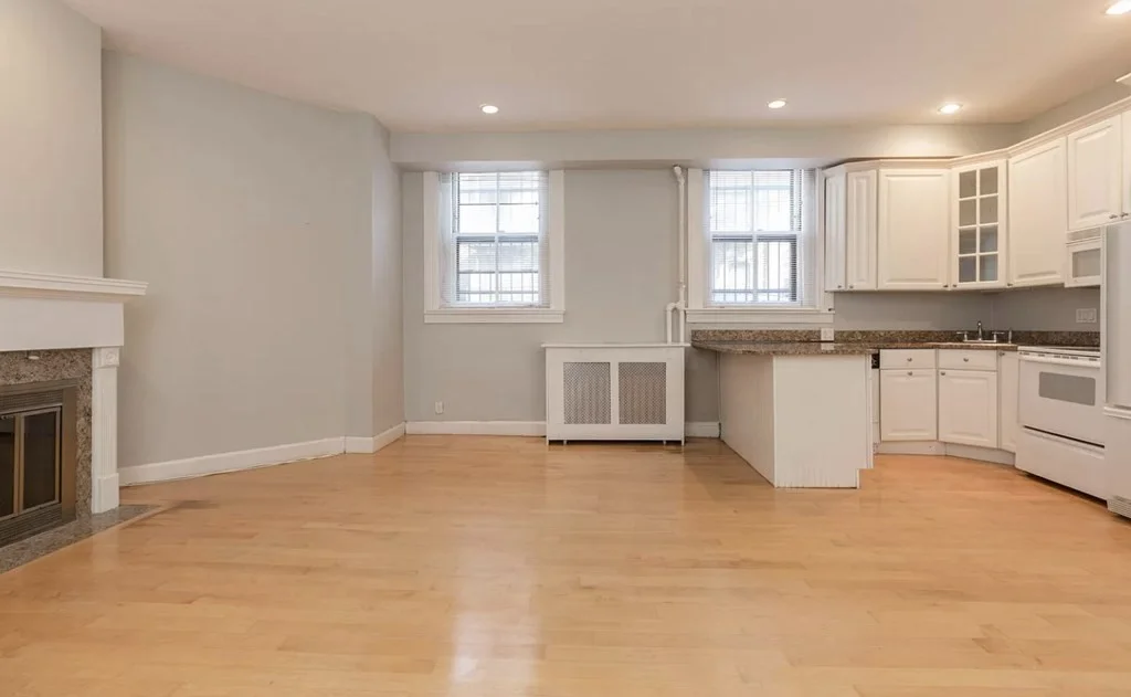 1 bed, 1 bath apartment for rent at 135 Marlborough St Unit 2, Back Bay — photo 3 of 9