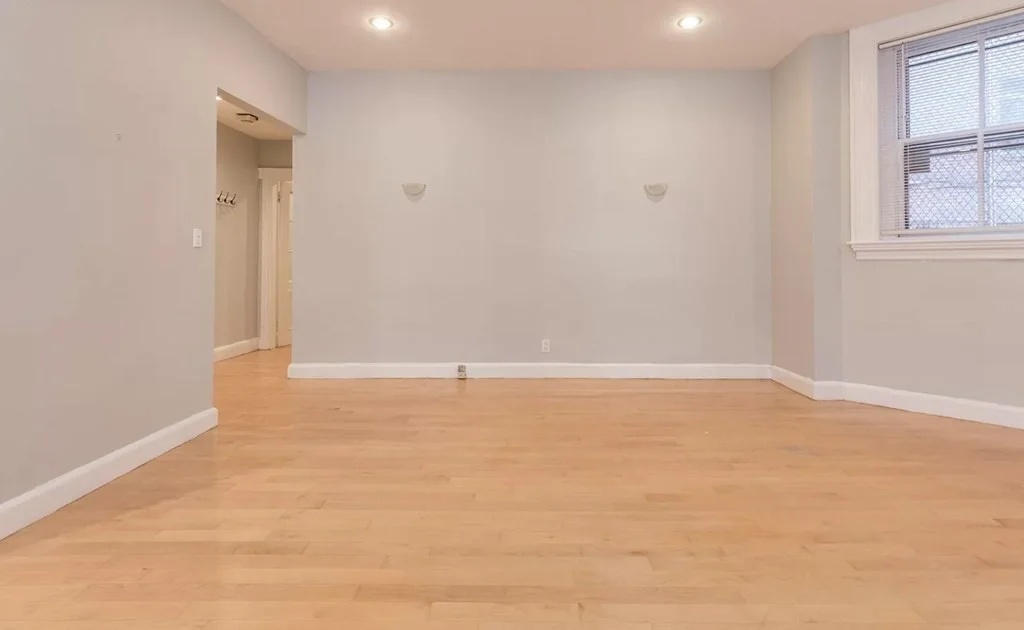 1 bed, 1 bath apartment for rent at 135 Marlborough St Unit 2, Back Bay — photo 5 of 9