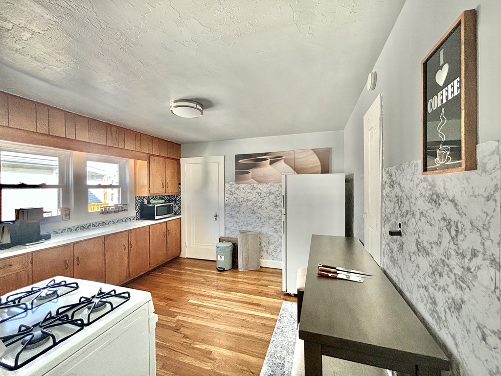 2 bed, 1 bath apartment for rent at 135 Mills St Unit 2, Malden — photo 37 of 42