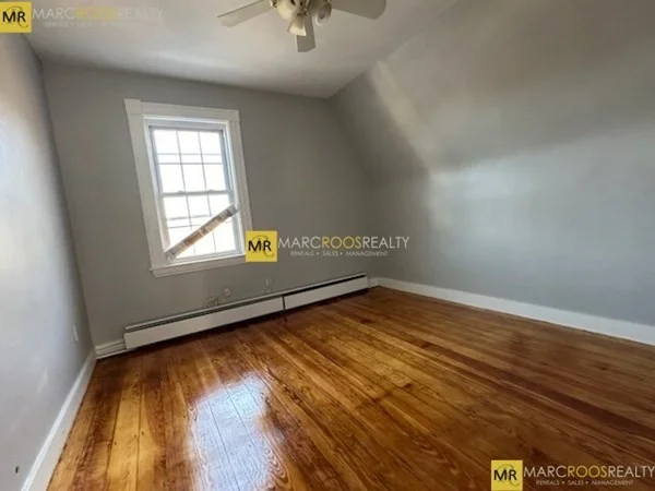 4 bed, 2 bath apartment for rent at 135 Nonantum St Unit 3, Brighton — photo 6 of 7
