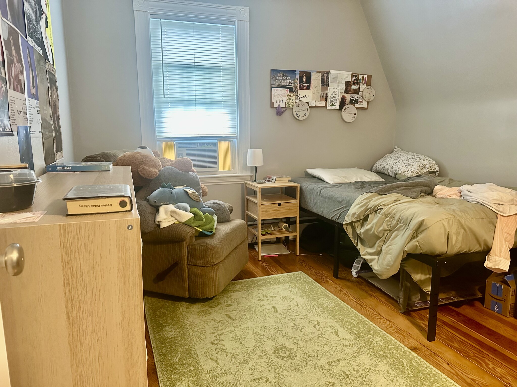 5 bed, 2 bath apartment for rent at 135 Nonantum Unit 2, Brighton — photo 24 of 32