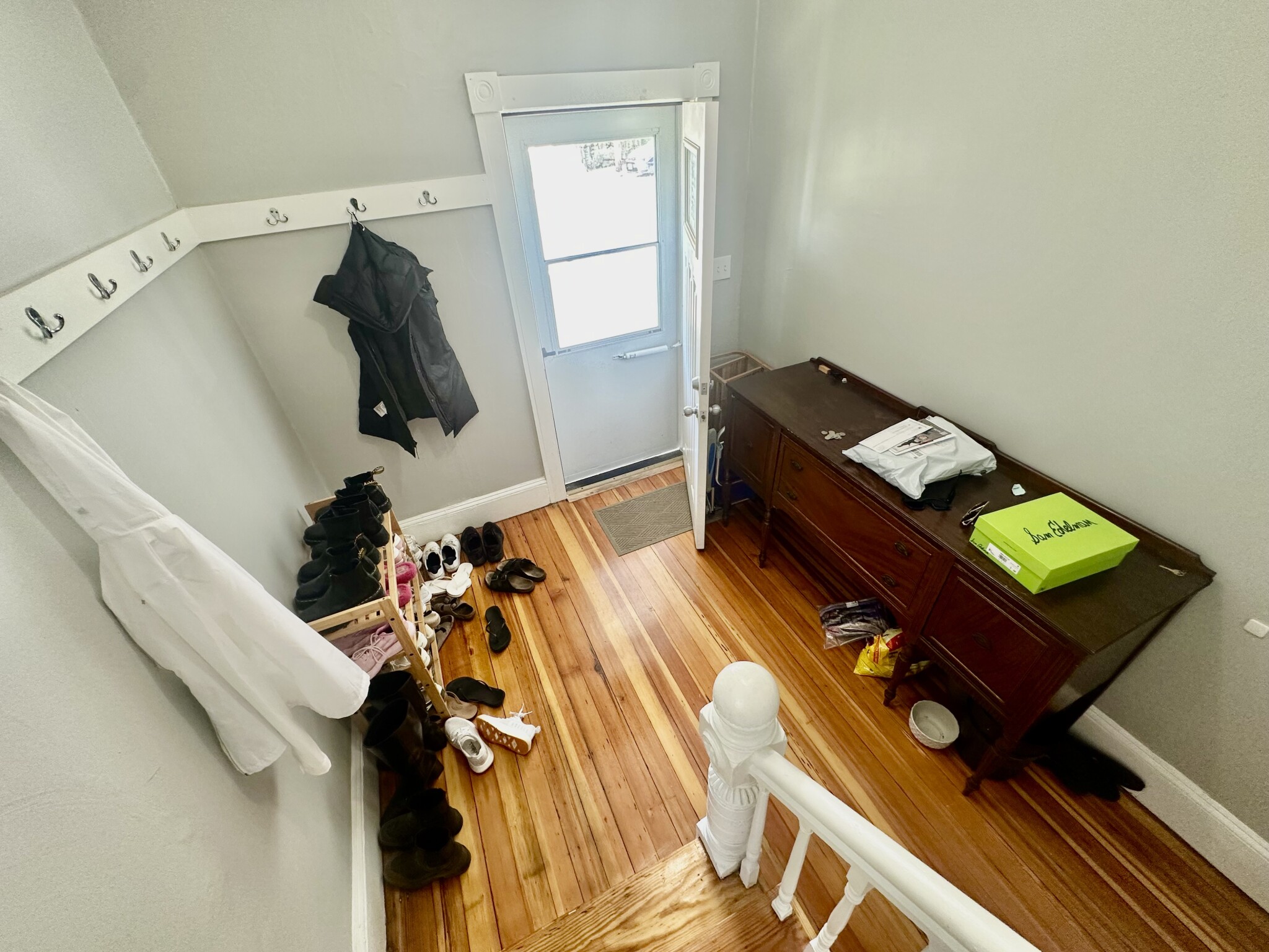 5 bed, 2 bath apartment for rent at 135 Nonantum Unit 2, Brighton — photo 28 of 32