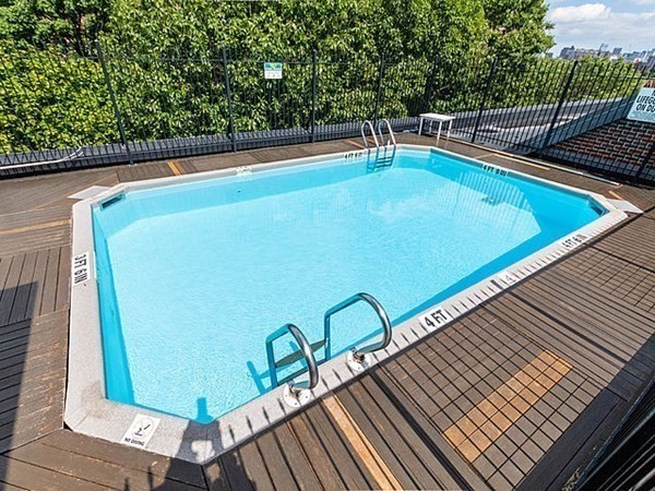 2 bed, 1 bath apartment for rent at 135 Pleasant St Unit 406, North Brookline — photo 14 of 18