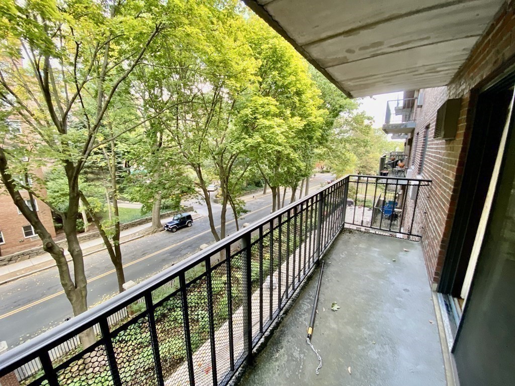 2 bed, 1 bath apartment for rent at 135 Pleasant St Unit 406, North Brookline — photo 12 of 18