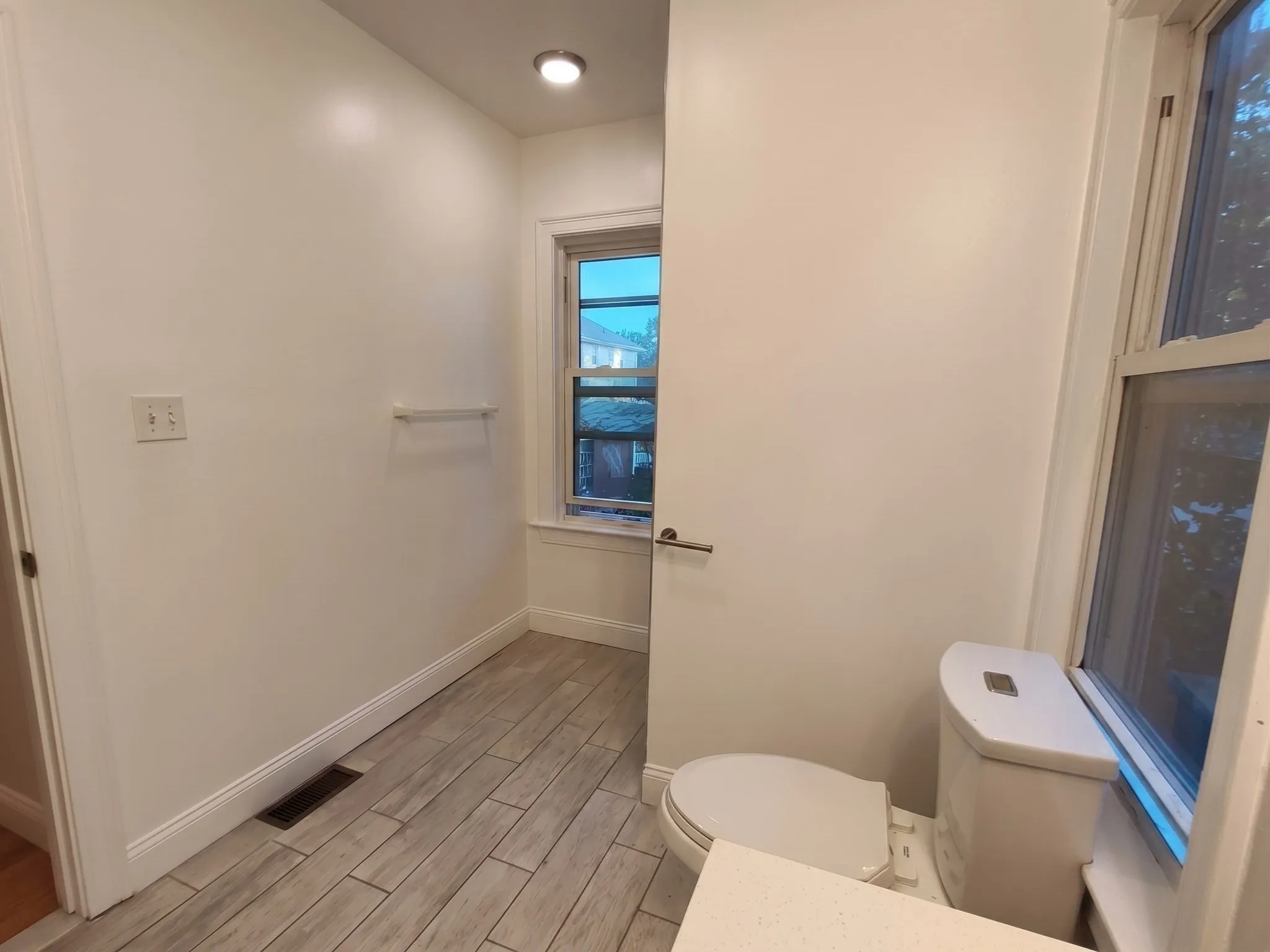 3 bed, 2 bath apartment for rent at 135 Safford St Unit 1, Quincy — photo 16 of 25