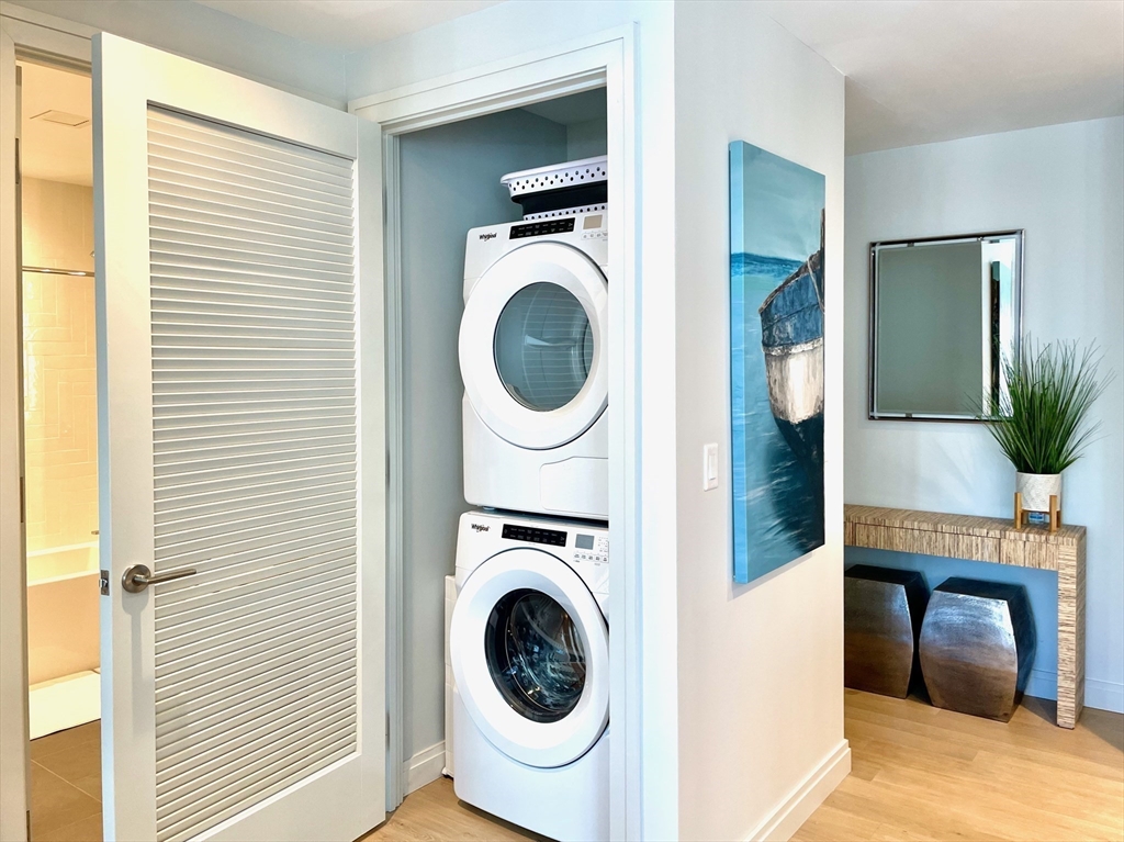 2 bed, 2 bath apartment for rent at 135 Seaport Blvd Unit 1105, Seaport District — photo 11 of 34