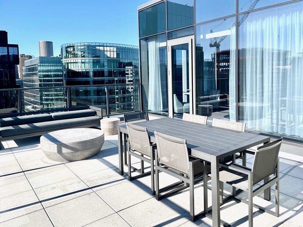 2 bed, 2 bath apartment for rent at 135 Seaport Blvd Unit 1105, Seaport District — photo 18 of 34