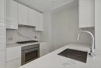 1 bed, 1 bath apartment for rent at 135 Seaport Blvd Unit 1211, South Boston — photo 3 of 20