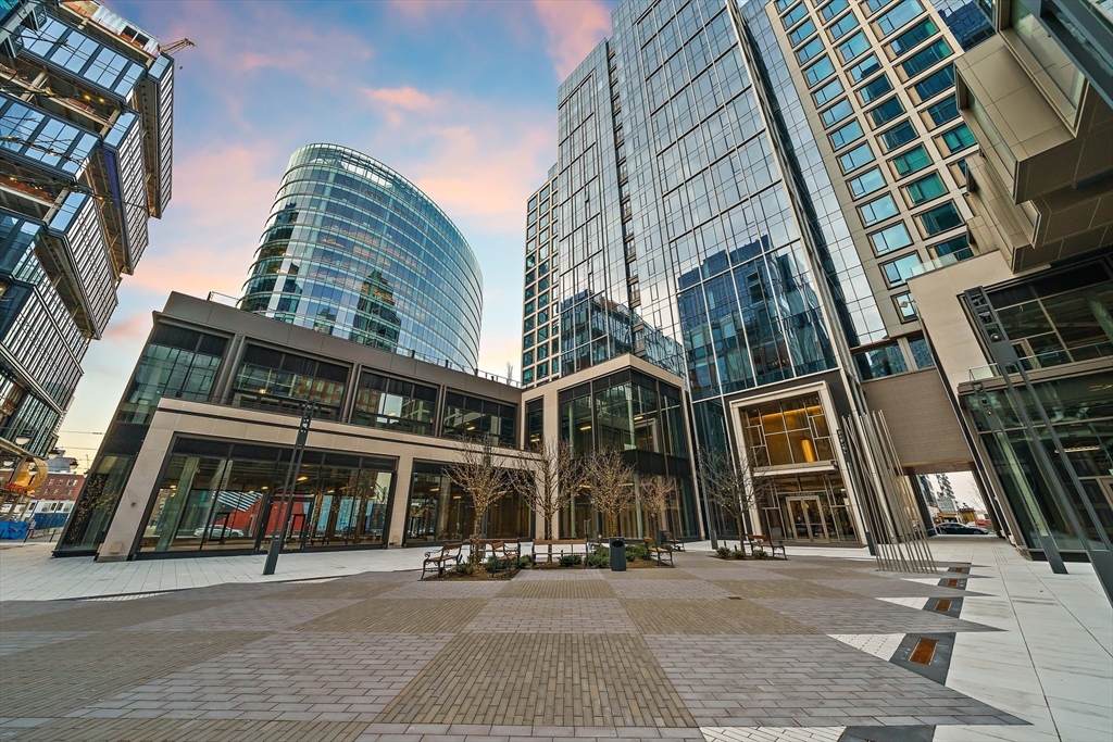 1 bed, 1 bath apartment for rent at 135 Seaport Blvd Unit 1703, Seaport District — photo 4 of 31