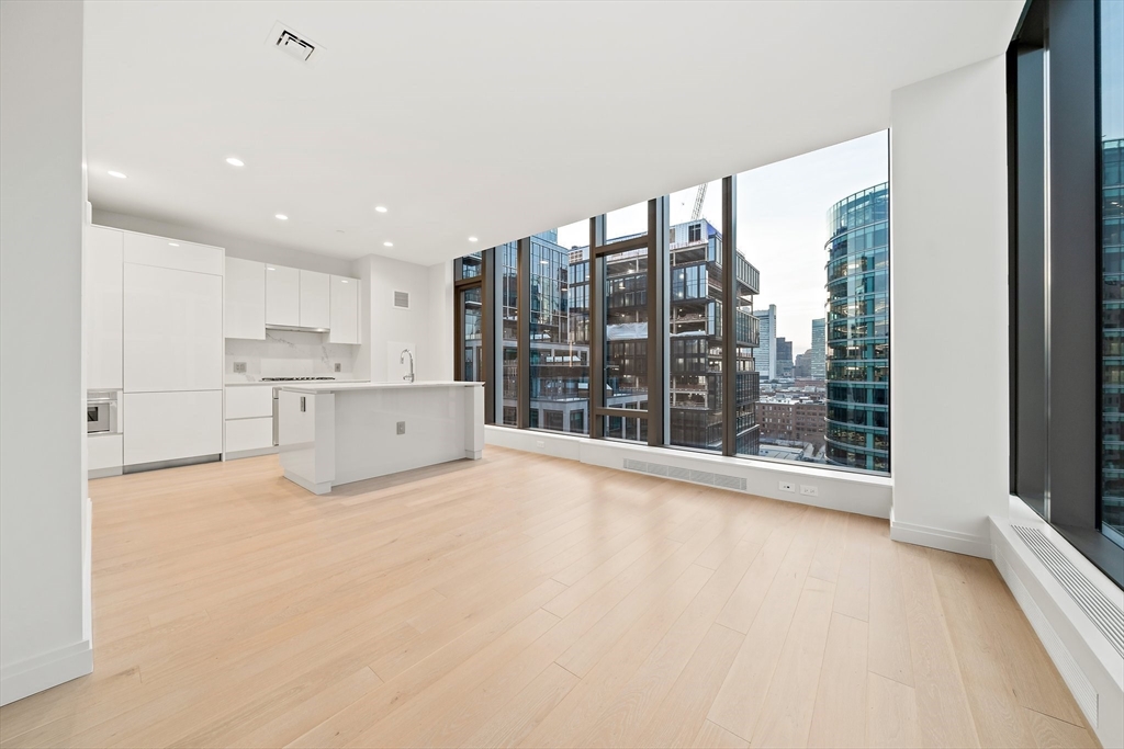 1 bed, 1 bath apartment for rent at 135 Seaport Blvd Unit 1703, Seaport District — photo 9 of 31