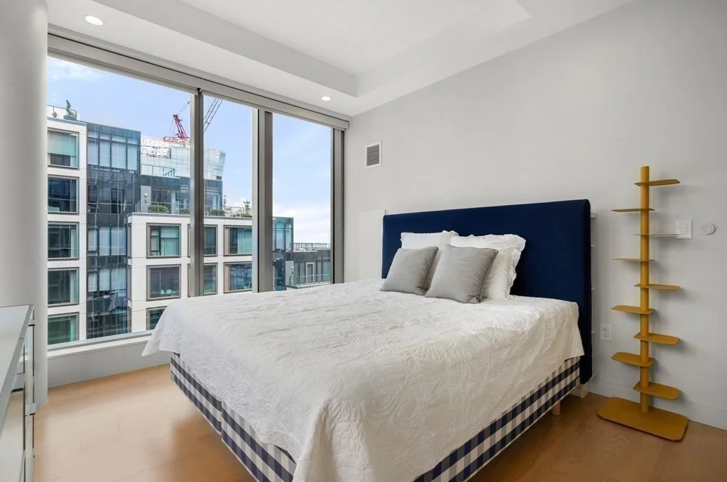 2 bed, 2 bath apartment for rent at 135 Seaport Blvd Unit 1901, Seaport District — photo 6 of 14