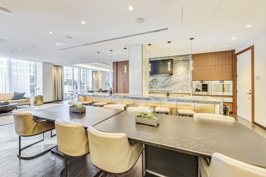 1 bed, 1 bath apartment for rent at 135 Seaport Blvd Unit 532, Seaport District — photo 21 of 42