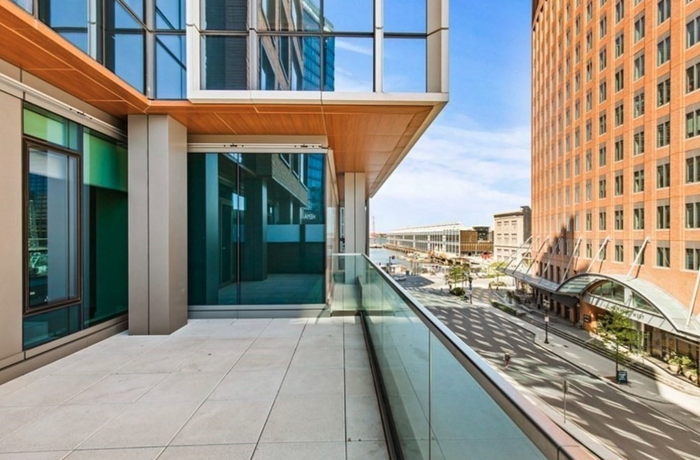 1 bed, 1 bath apartment for rent at 135 Seaport Blvd Unit 532, Seaport District — photo 13 of 42