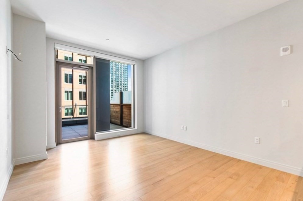 1 bed, 1 bath apartment for rent at 135 Seaport Blvd Unit 532, Seaport District — photo 11 of 42